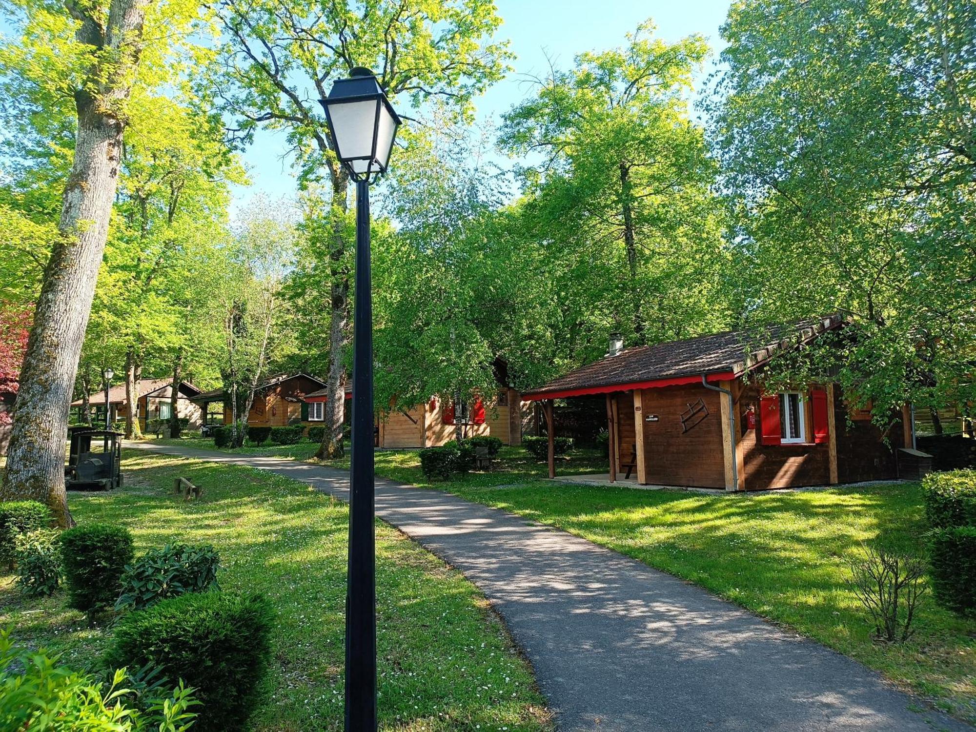 Camping Le Relais Du Leman Messery Exterior foto